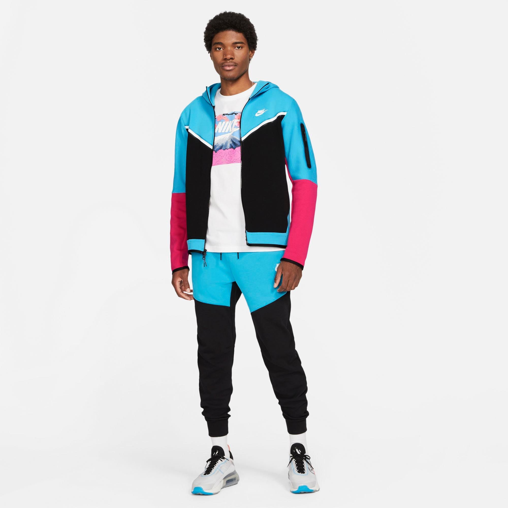 Black and blue nike tech online fleece